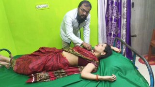 Hot indian bhabhi sona gets hardcore fuck by doctor during body checkup Thumbnail