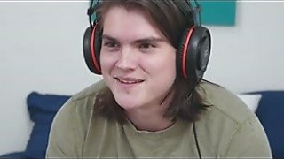 Busty stepmom skylar snow fucks angry gamer with her tight wet pussypmkc Thumbnail