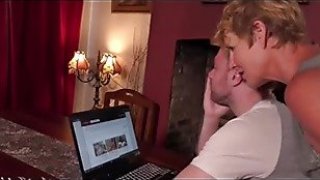 Busty mature stepmom catches her stepson masturbating to pornhotcy Thumbnail