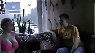 Geile milf mit dicken titten fickt teen boy im urlaubas3wbgec Thumbnail